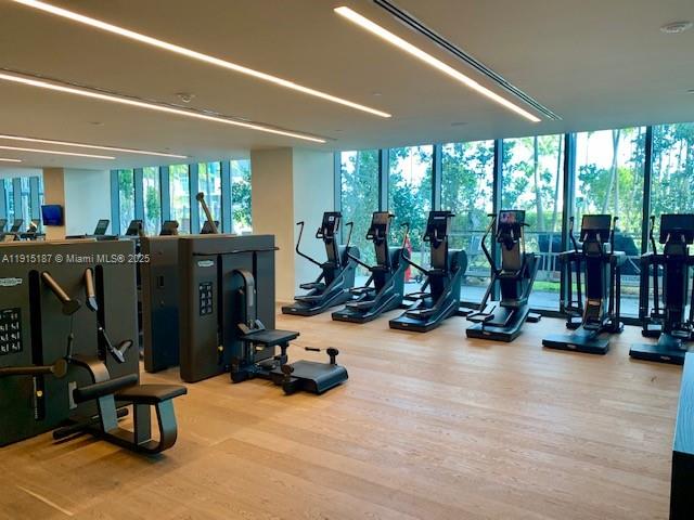 480 NE 31 St #2605, Miami FL 33131
