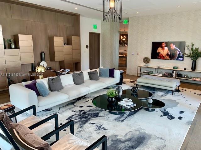 480 NE 31 St #2605, Miami FL 33131
