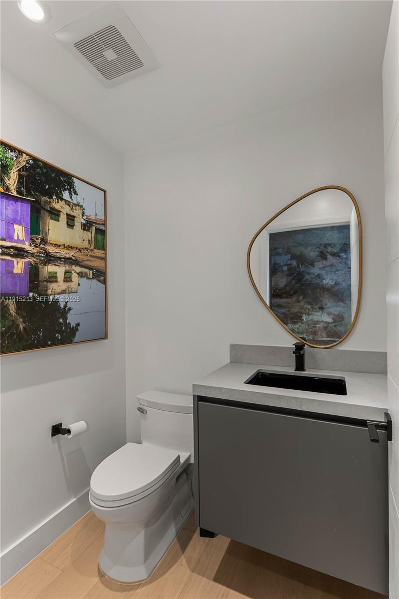 2020 N Bayshore Dr #2401, Miami FL 33137
