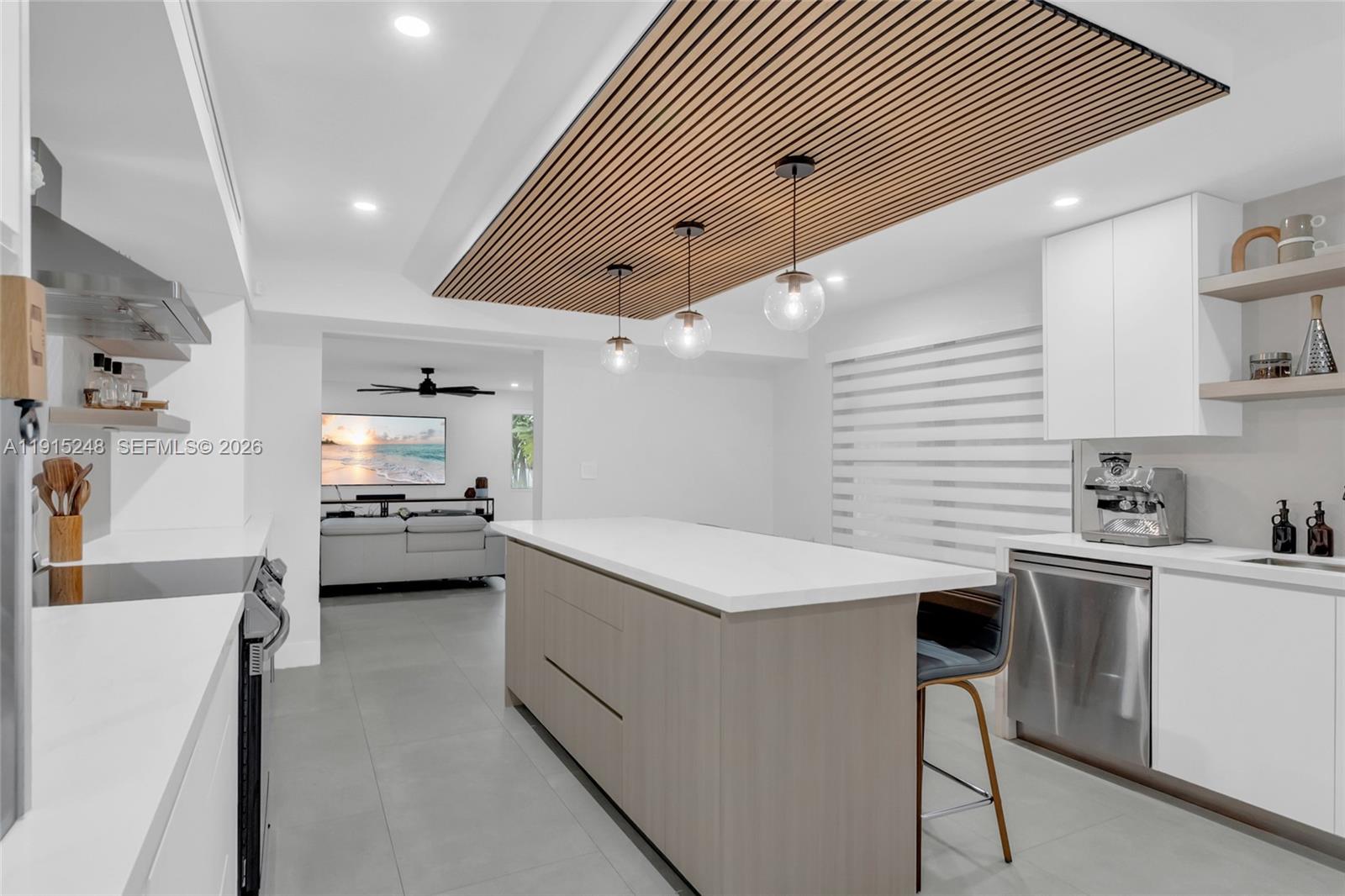 400 Valencia Ave #3, Coral Gables FL 33134