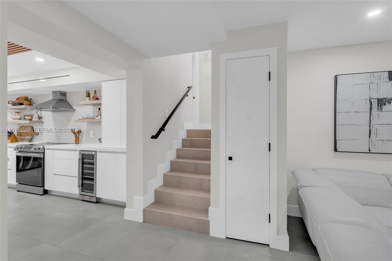 400 Valencia Ave #3, Coral Gables FL 33134