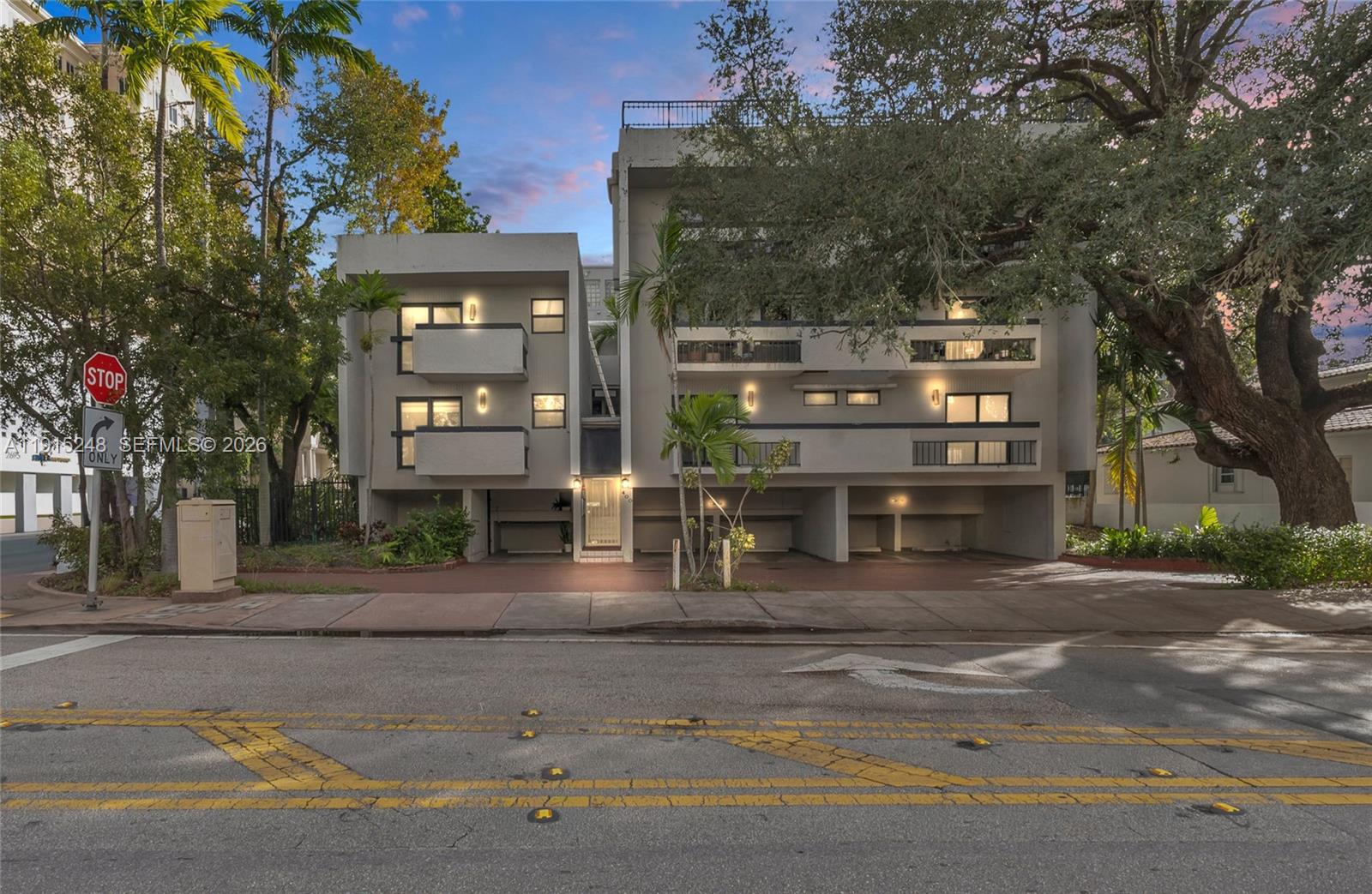 400 Valencia Ave #3, Coral Gables FL 33134
