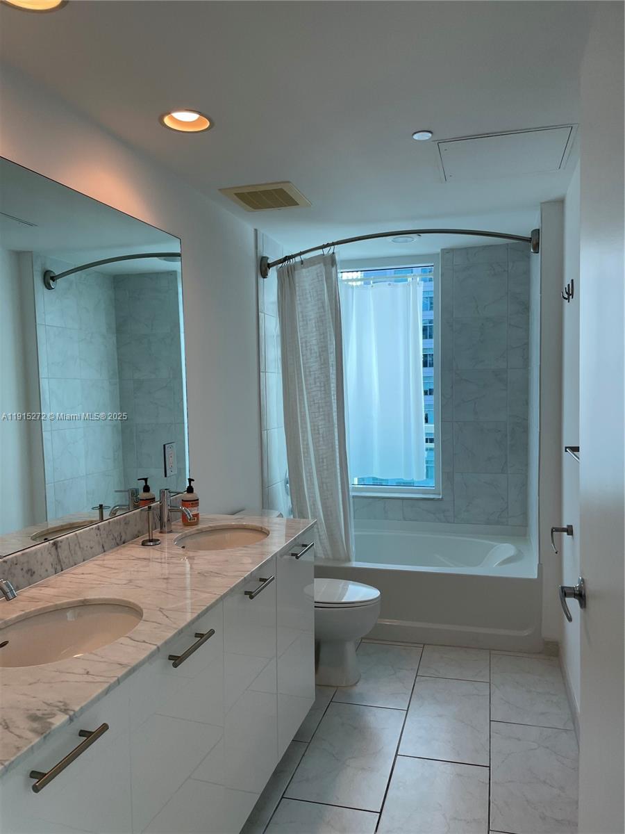 951 Brickell Ave #1700, Miami FL 33131