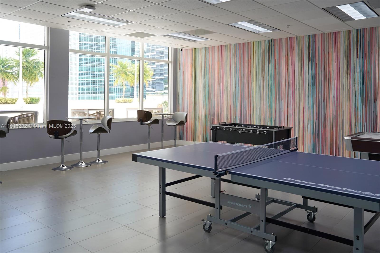 1200 Brickell Bay Dr #1406, Miami FL 33131