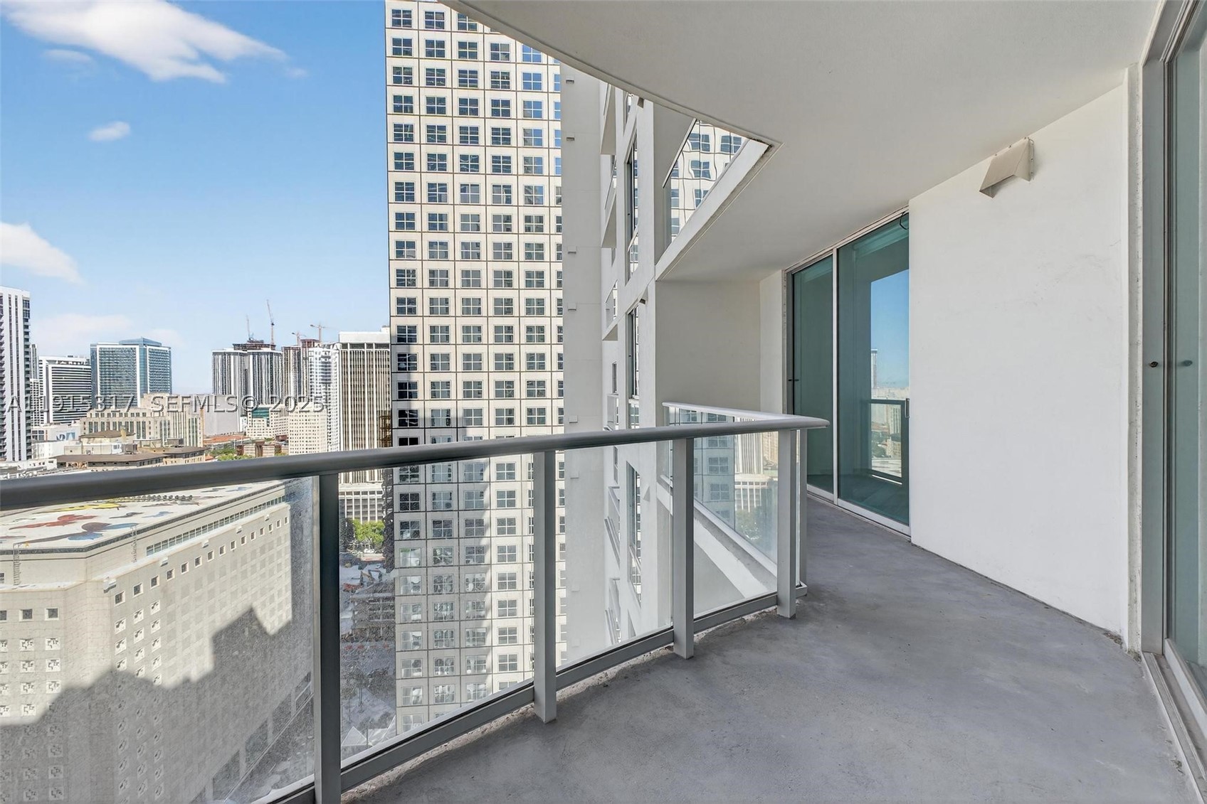 300 S Biscayne Blvd #T-2407, Miami FL 33131