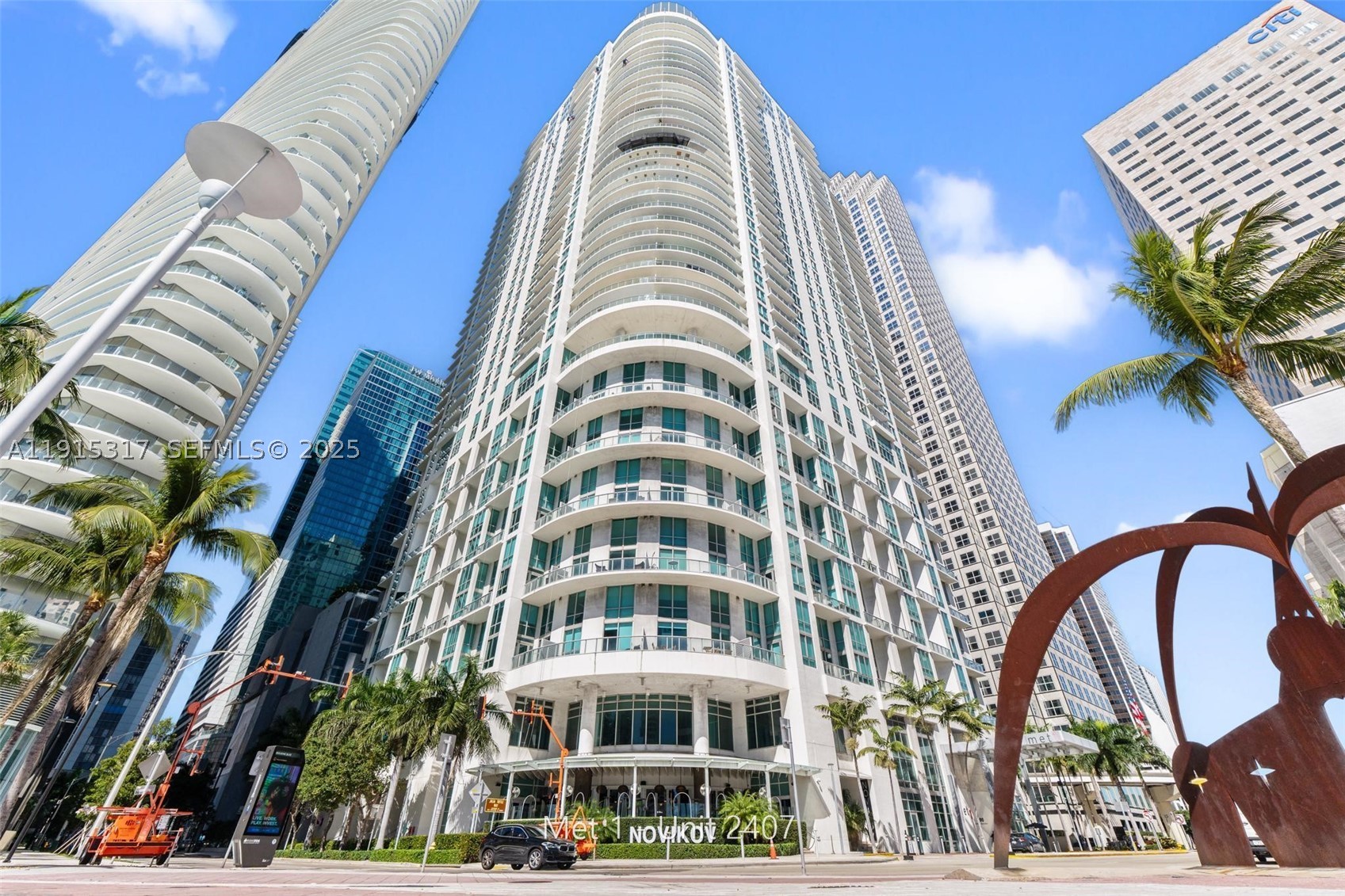 300 S Biscayne Blvd #T-2407, Miami FL 33131