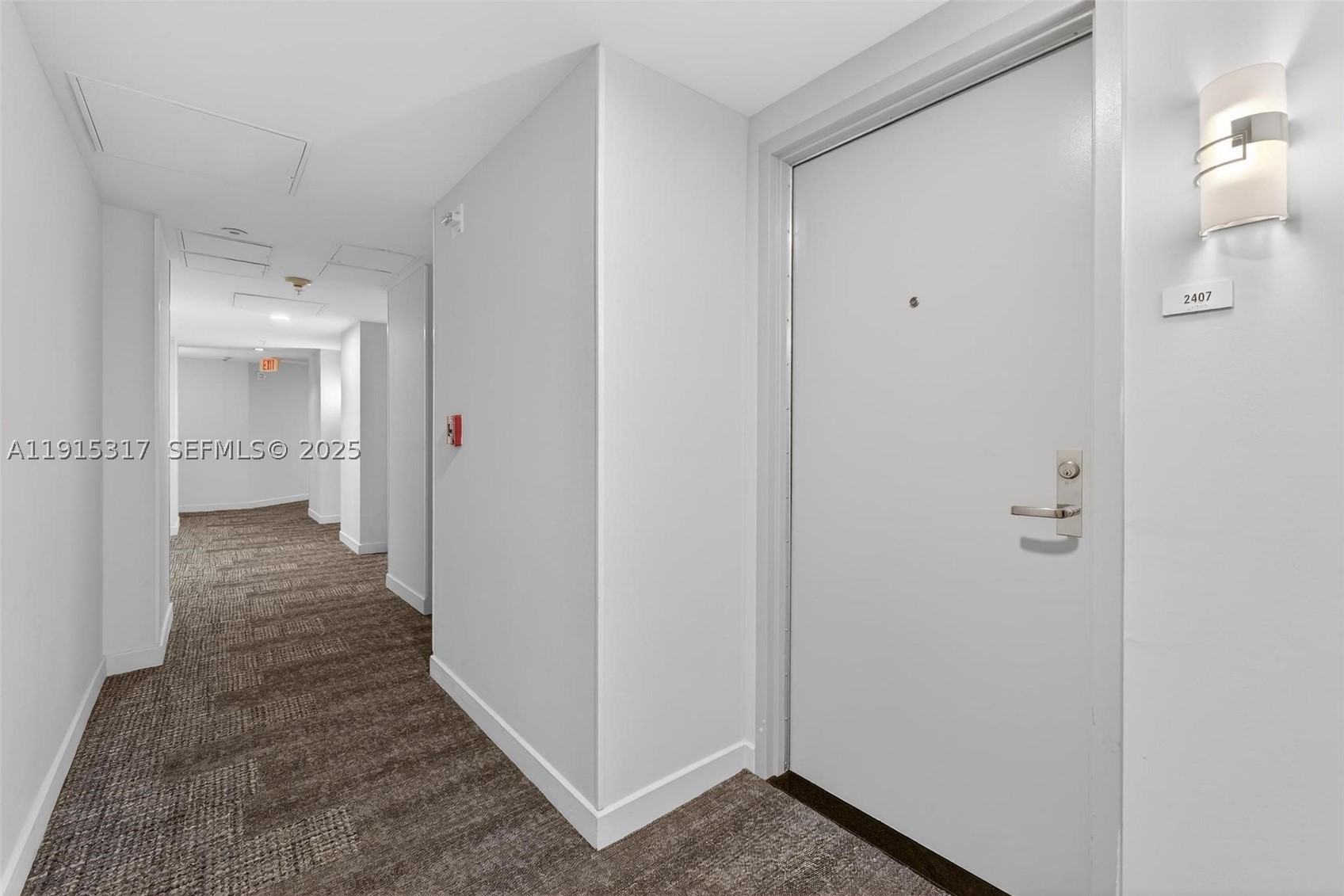 300 S Biscayne Blvd #T-2407, Miami FL 33131