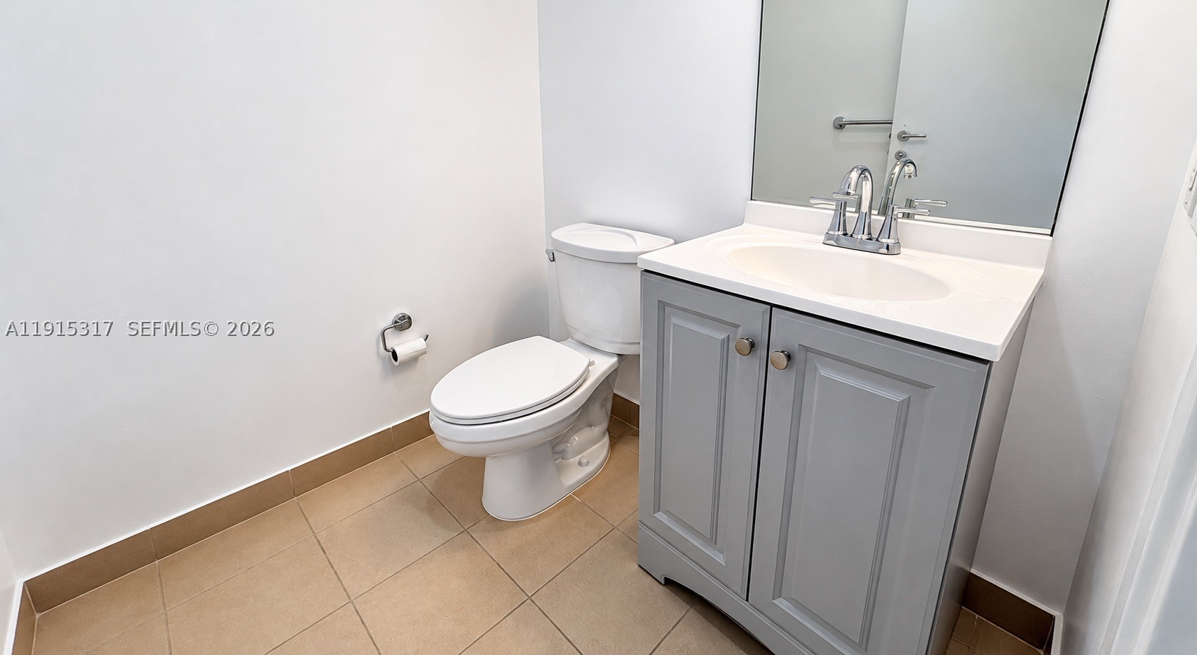 300 S Biscayne Blvd #T-2407, Miami FL 33131