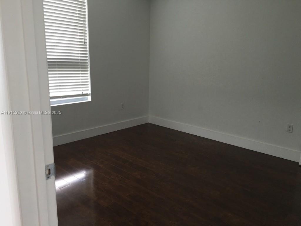90 SW 3rd St #3608, Miami FL 33130