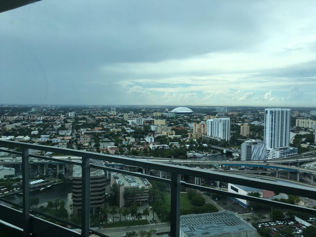 90 SW 3rd St #3608, Miami FL 33130
