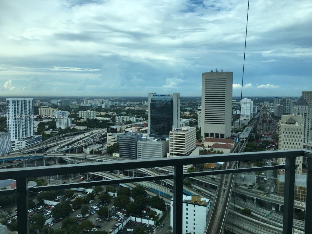 90 SW 3rd St #3608, Miami FL 33130