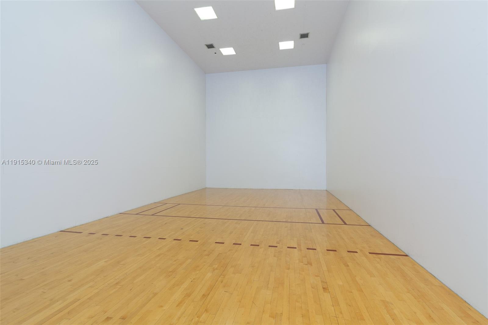701 Brickell Key Blvd #2111, Miami FL 33131