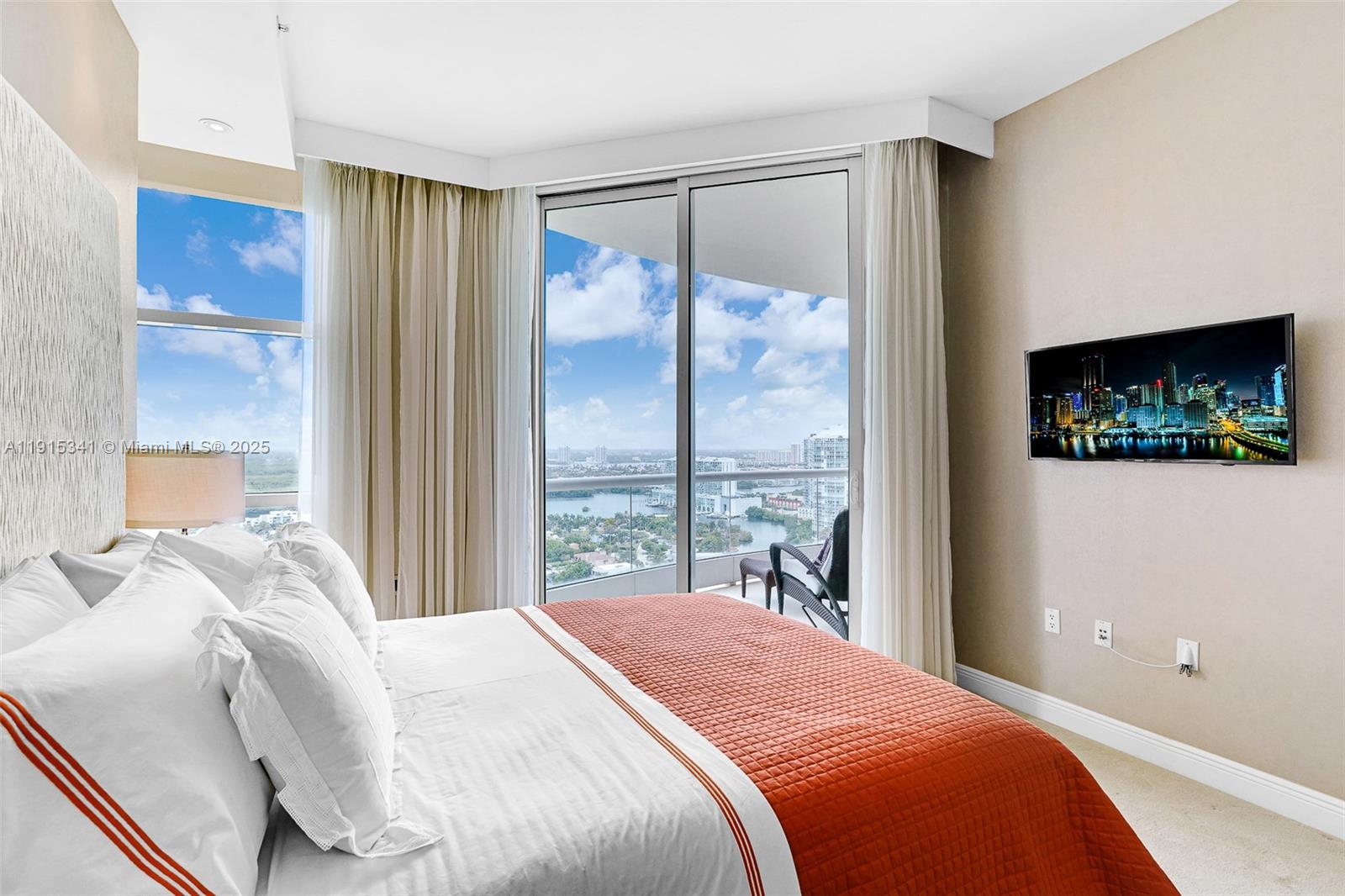 16047 Collins Ave #2603, Sunny Isles Beach FL 33160