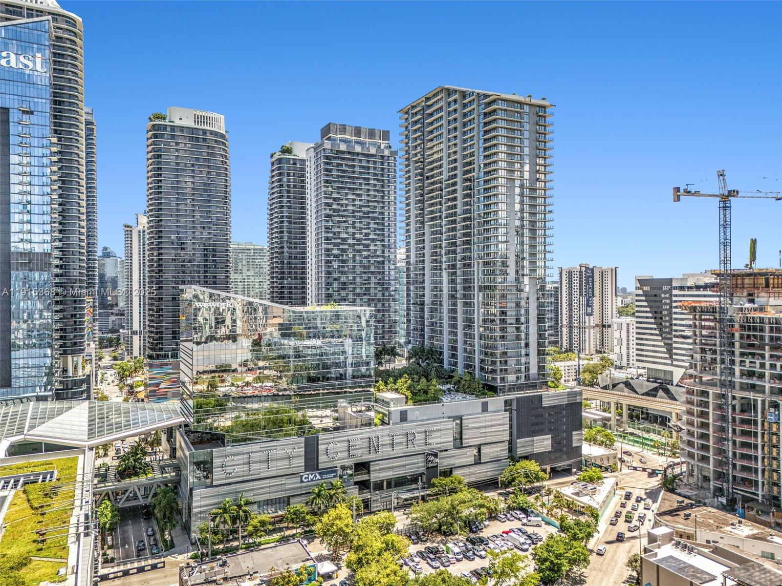 88 SW 7th St #2107, Miami FL 33130