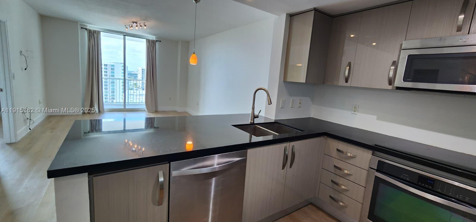 1250 S Miami Ave #1911, Miami FL 33130