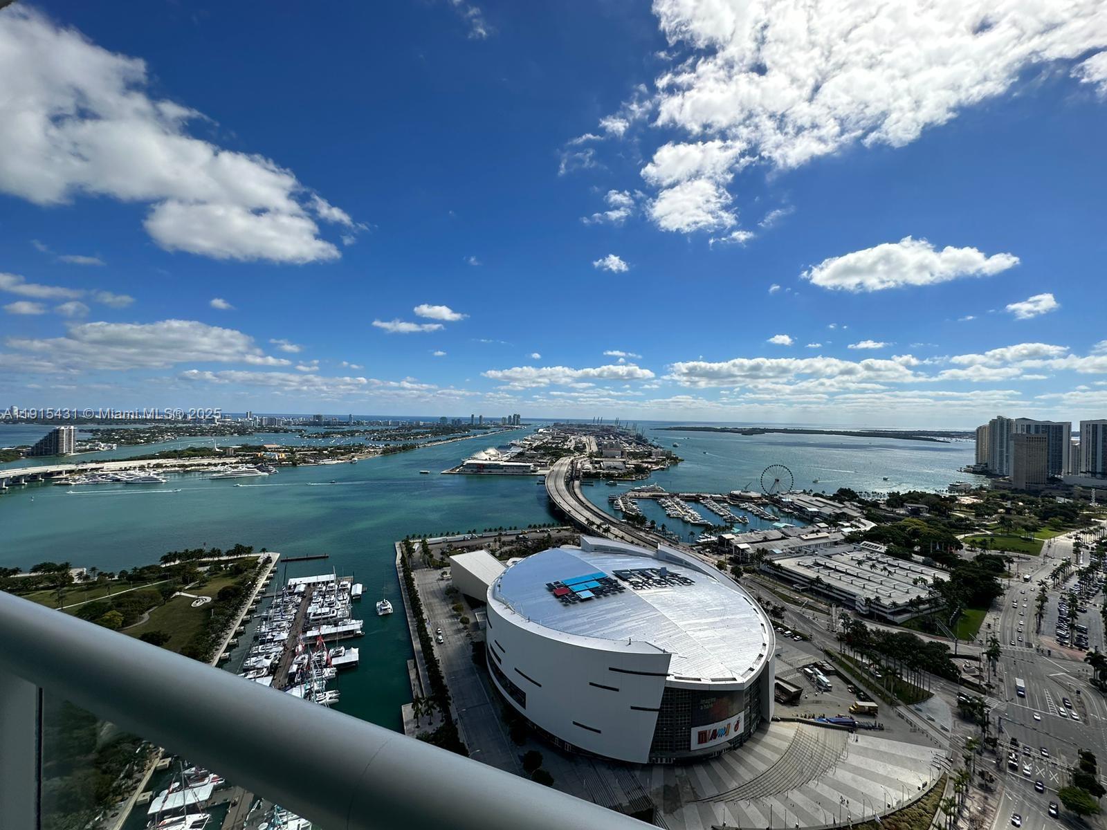 888 Biscayne Blvd #4207, Miami FL 33132