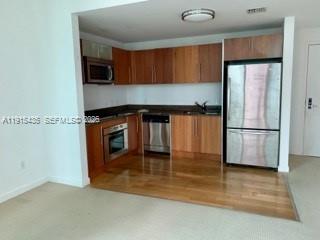 300 S Biscayne Blvd #T-1509, Miami FL 33131