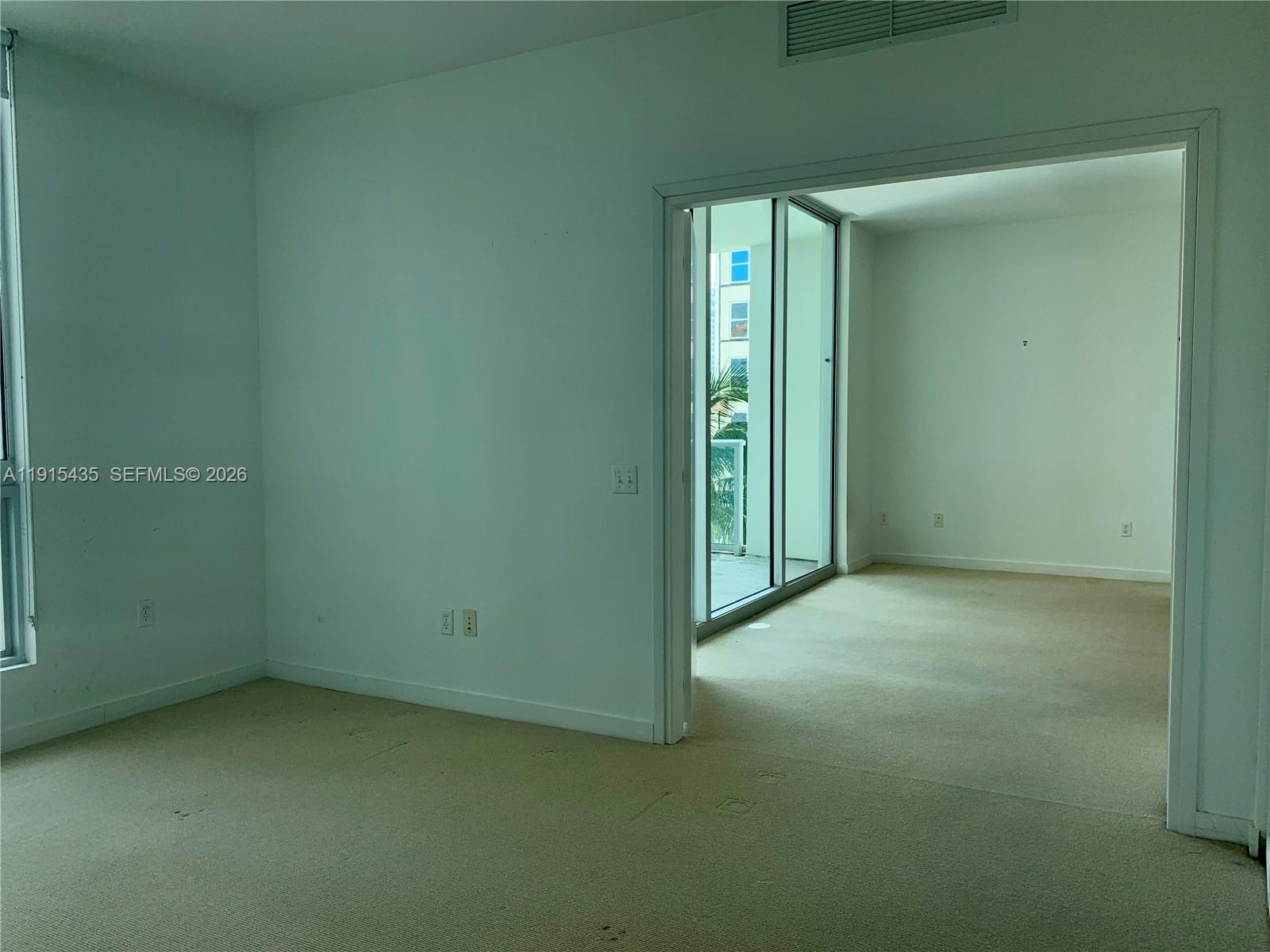300 S Biscayne Blvd #T-1509, Miami FL 33131