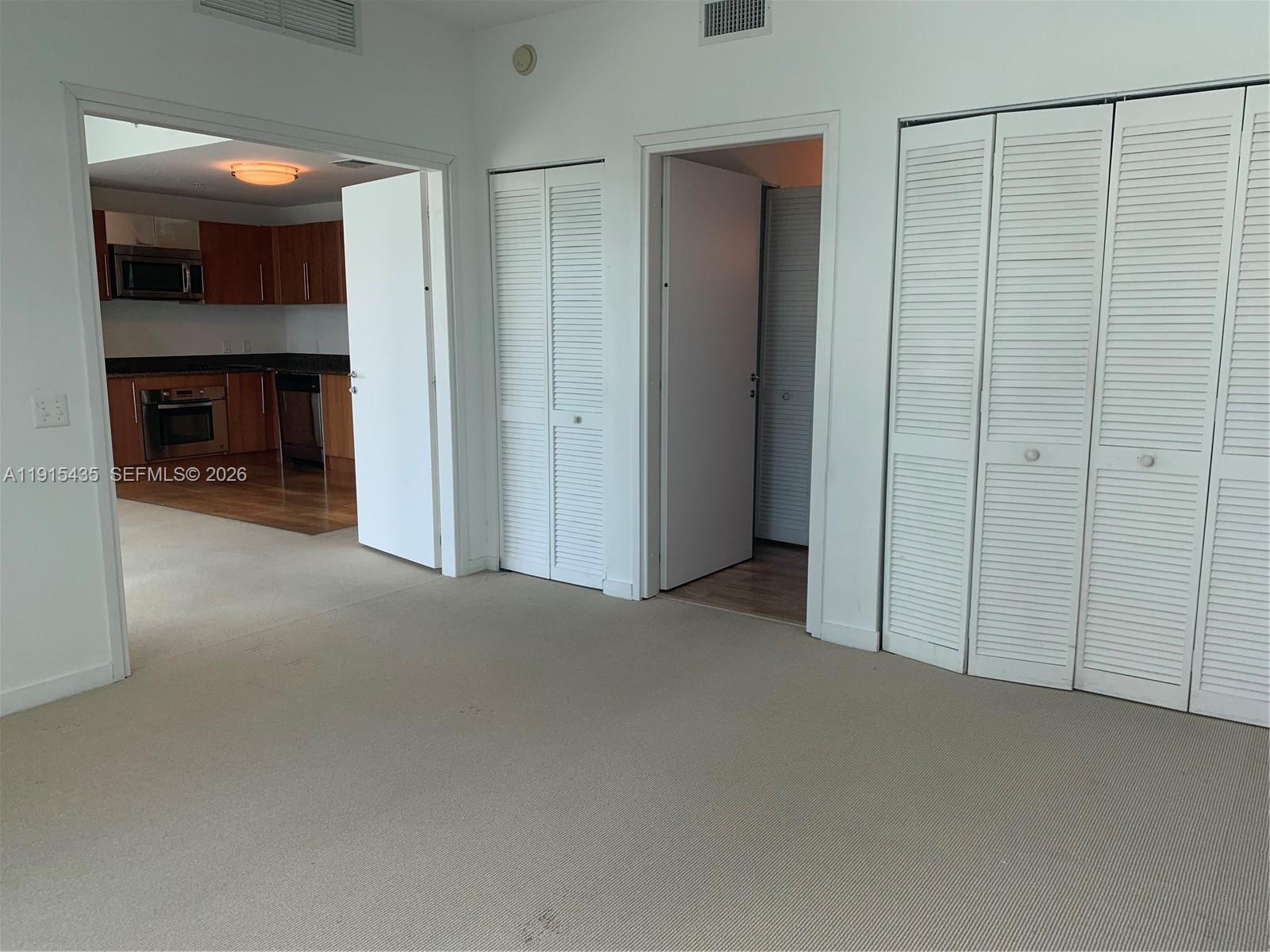 300 S Biscayne Blvd #T-1509, Miami FL 33131