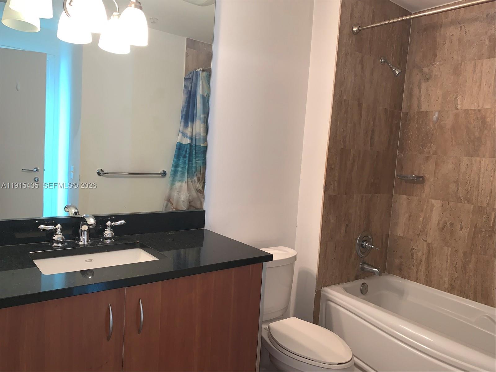 300 S Biscayne Blvd #T-1509, Miami FL 33131