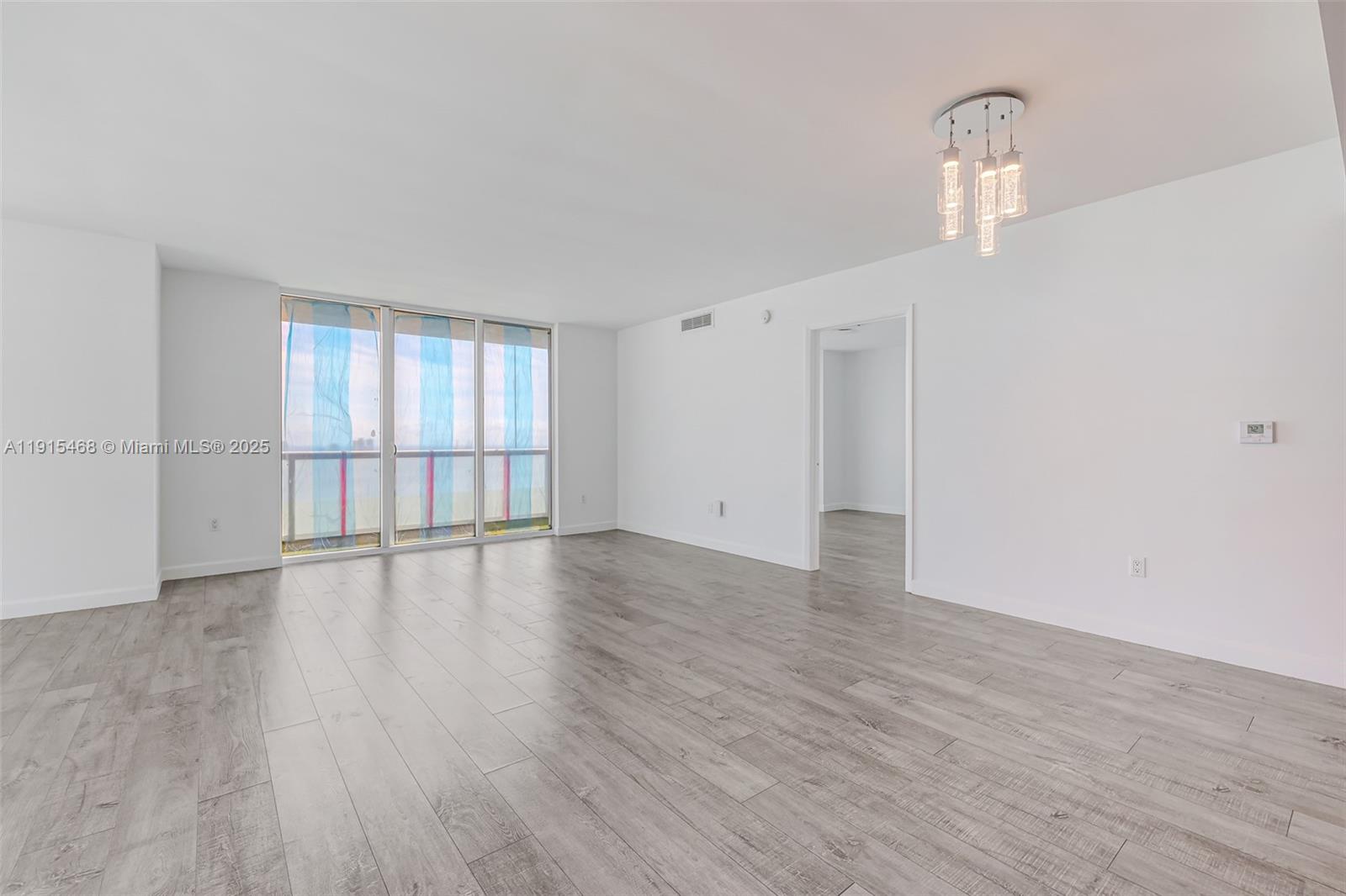 50 Biscayne Blvd #3902, Miami FL 33132