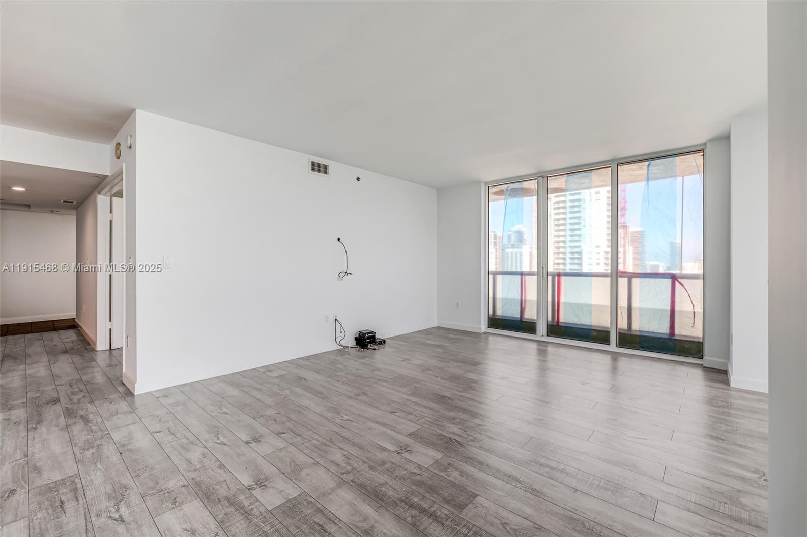 50 Biscayne Blvd #3902, Miami FL 33132