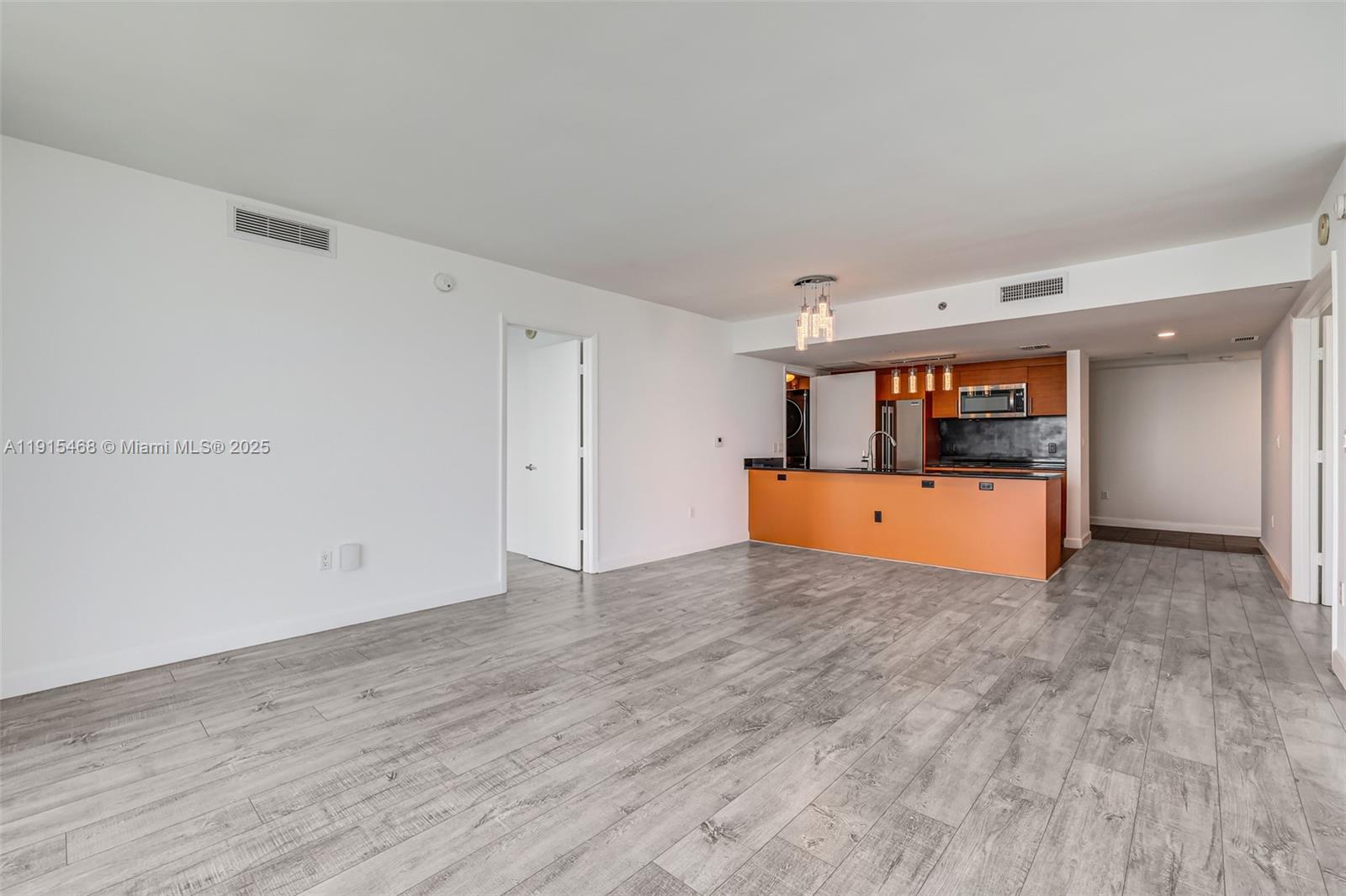 50 Biscayne Blvd #3902, Miami FL 33132