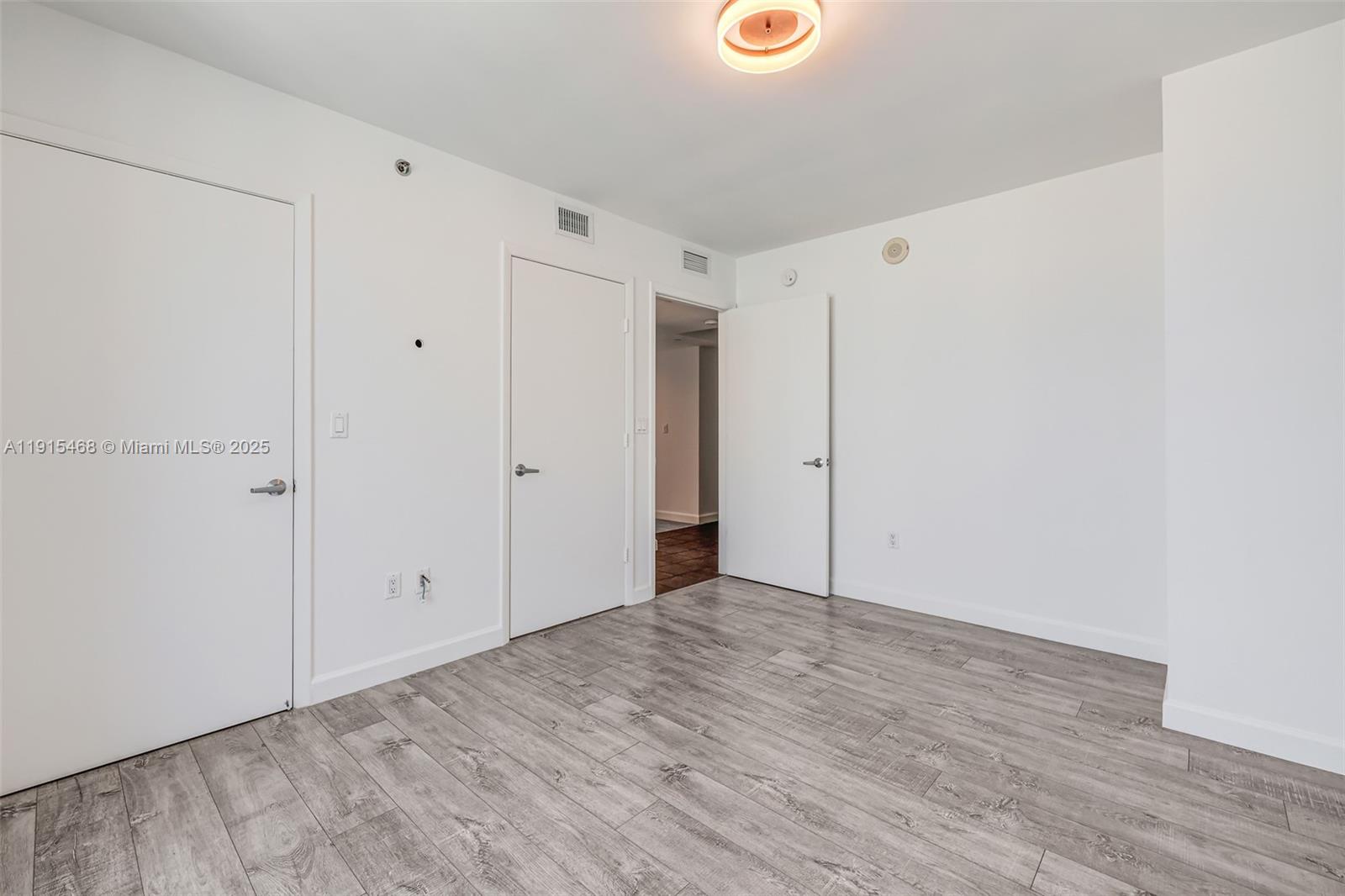 50 Biscayne Blvd #3902, Miami FL 33132