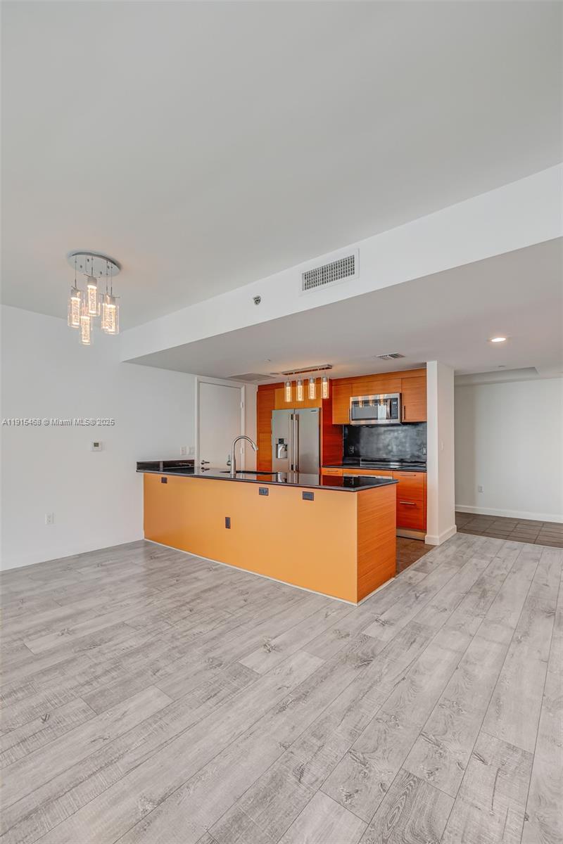 50 Biscayne Blvd #3902, Miami FL 33132