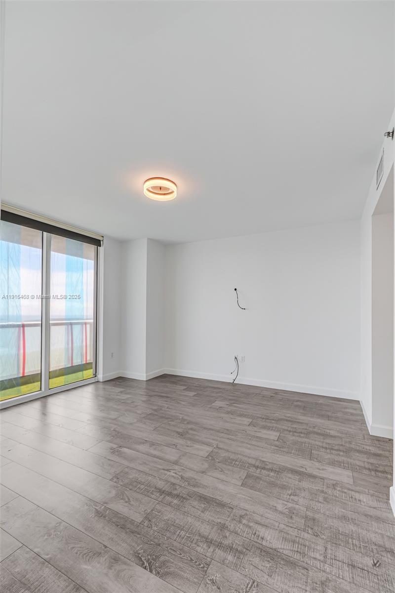 50 Biscayne Blvd #3902, Miami FL 33132