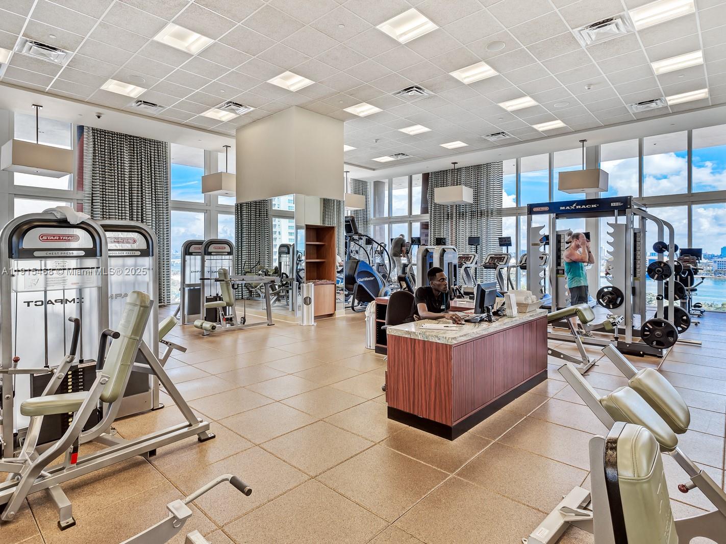 50 Biscayne Blvd #3902, Miami FL 33132
