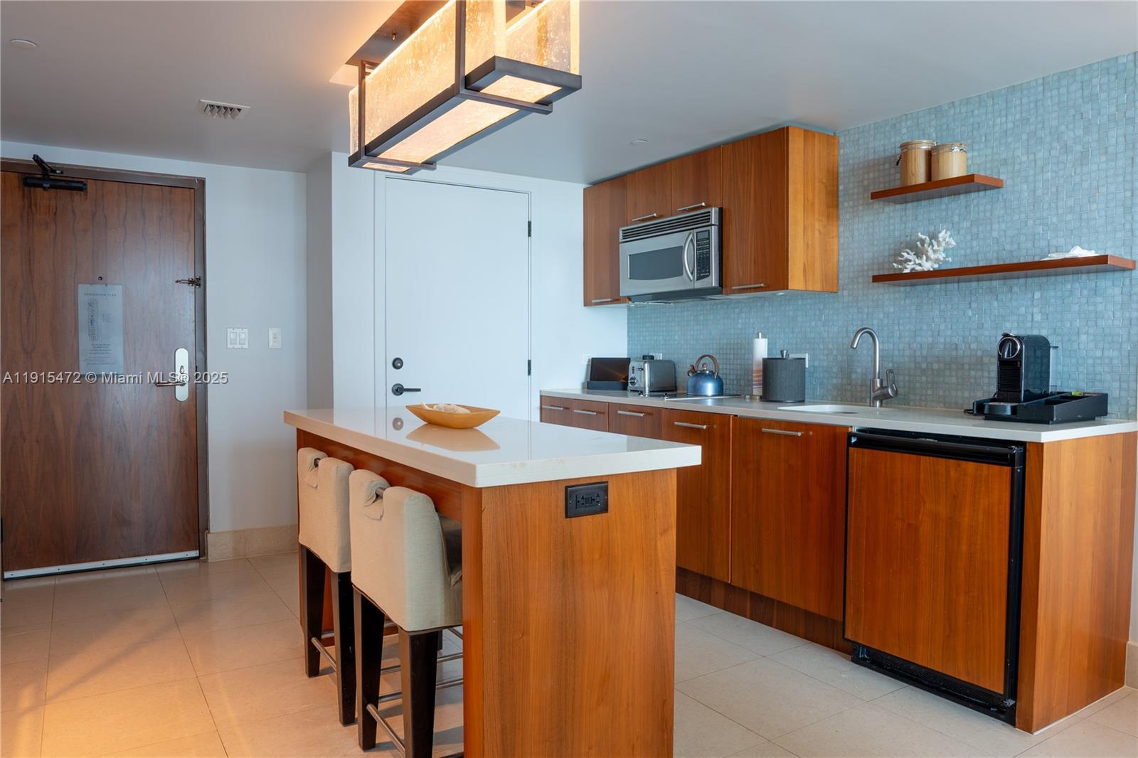 6801 Collins Ave #1002, Miami Beach FL 33141
