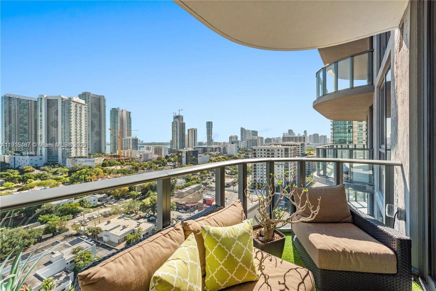 121 NE 34th St #1705, Miami FL 33137