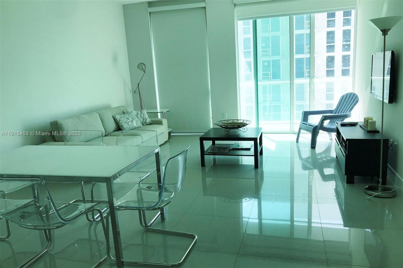 253 NE 2nd St #2706, Miami FL 33132