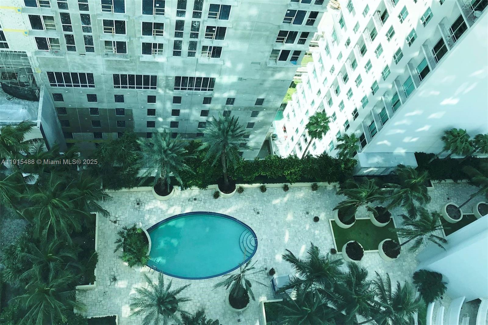 253 NE 2nd St #2706, Miami FL 33132