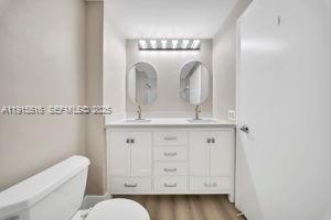 185 SE 14th Ter #2008, Miami FL 33131