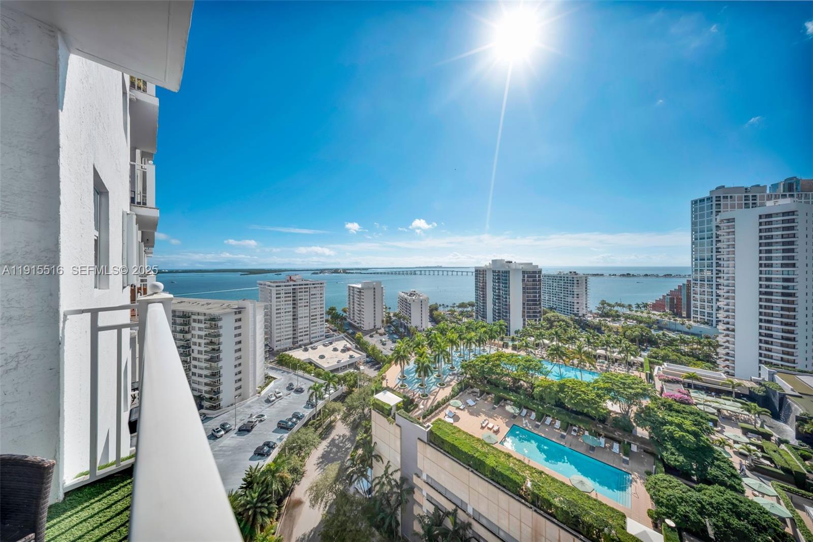 185 SE 14th Ter #2008, Miami FL 33131