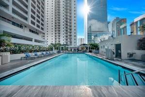185 SE 14th Ter #2008, Miami FL 33131