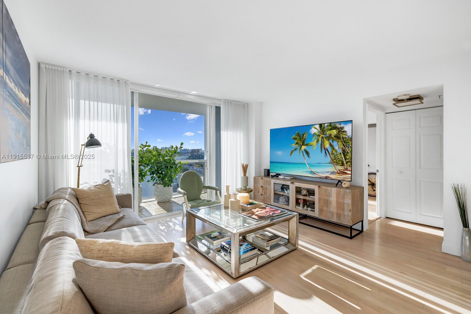 1800 Sunset Harbour Dr #803, Miami Beach FL 33139