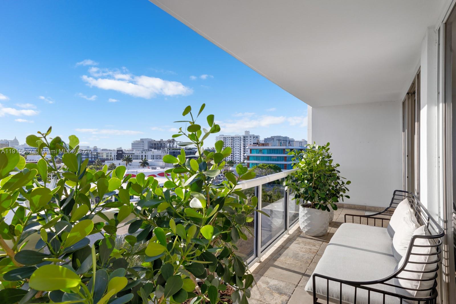 1800 Sunset Harbour Dr #803, Miami Beach FL 33139