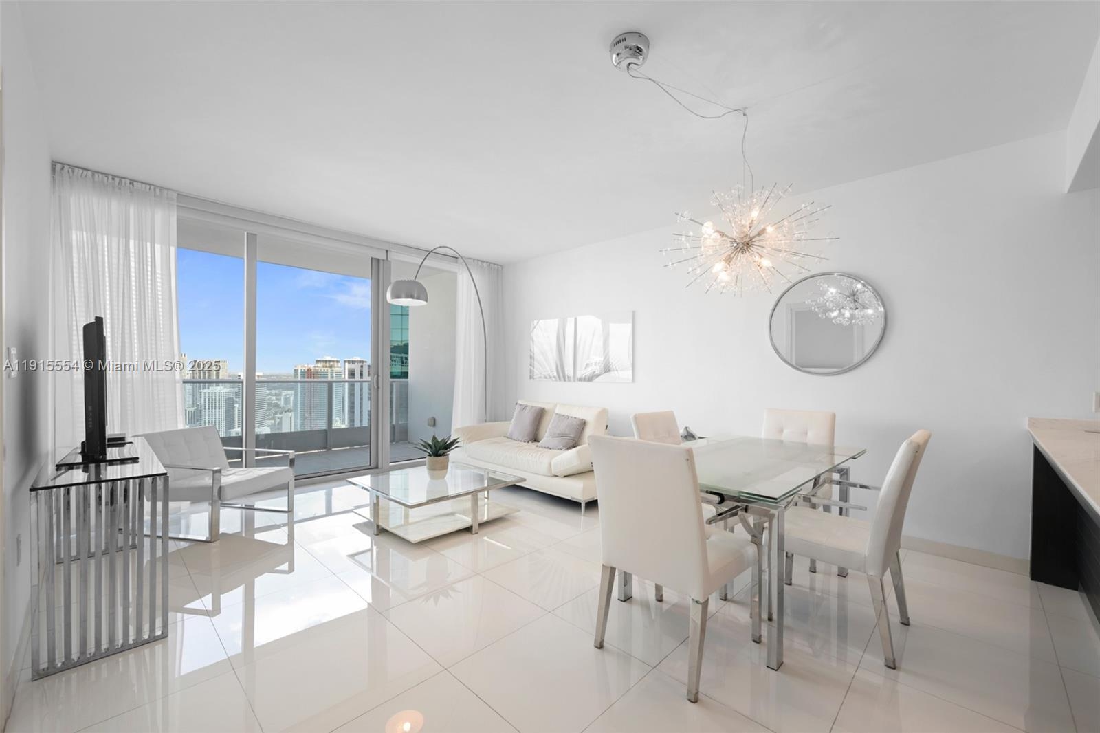 200 Biscayne Boulevard Way #4314, Miami FL 33131