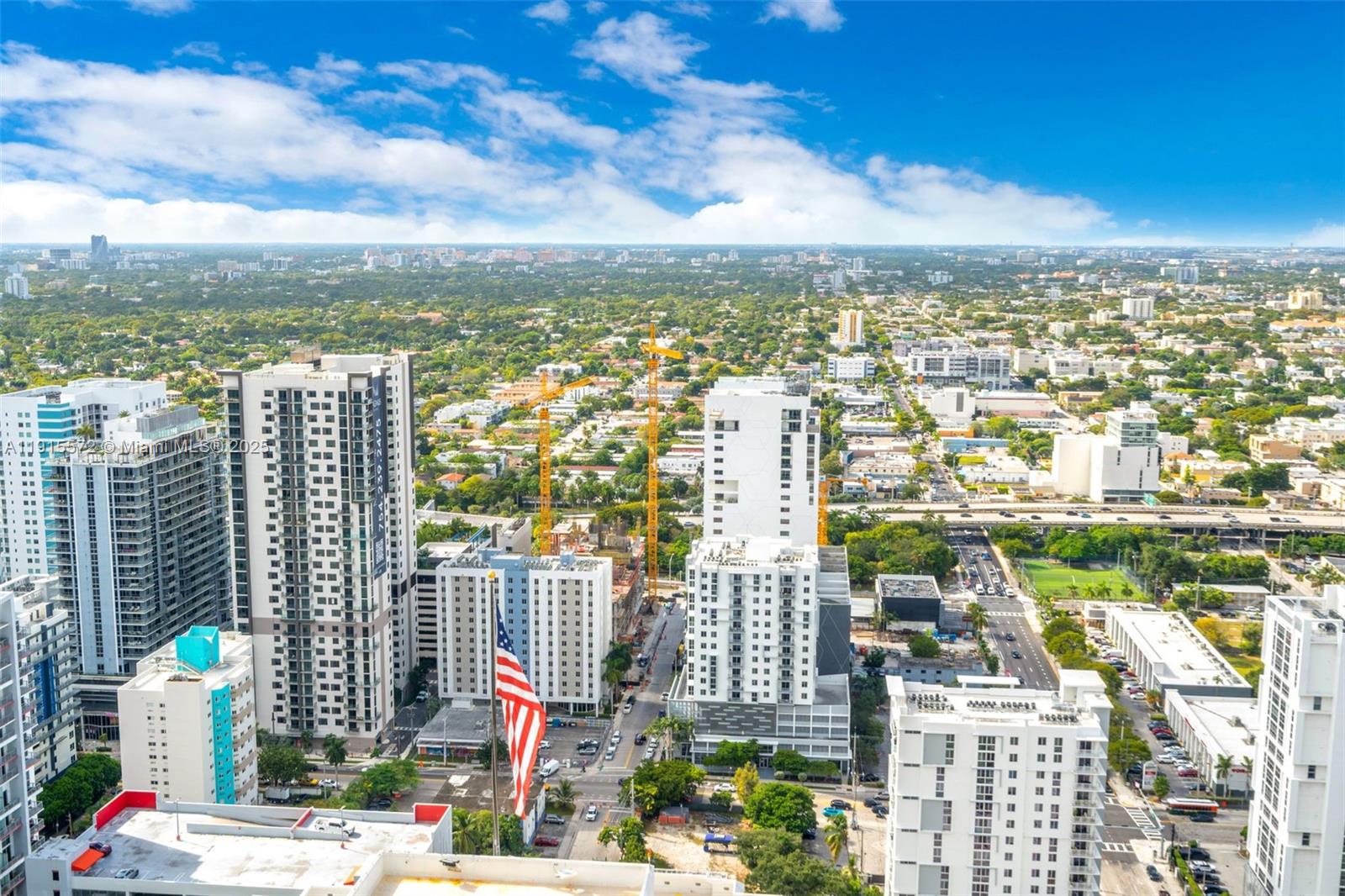 55 SW 9th St #4008, Miami FL 33130