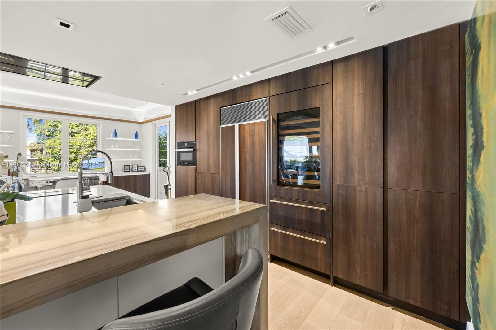 4924 Fisher Island Dr #4924, Miami Beach FL 33109