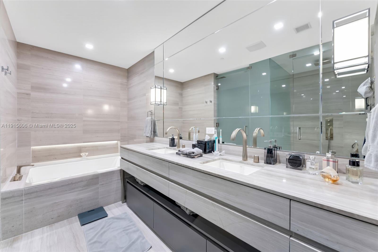 18975 Collins Ave #1002, Sunny Isles Beach FL 33160