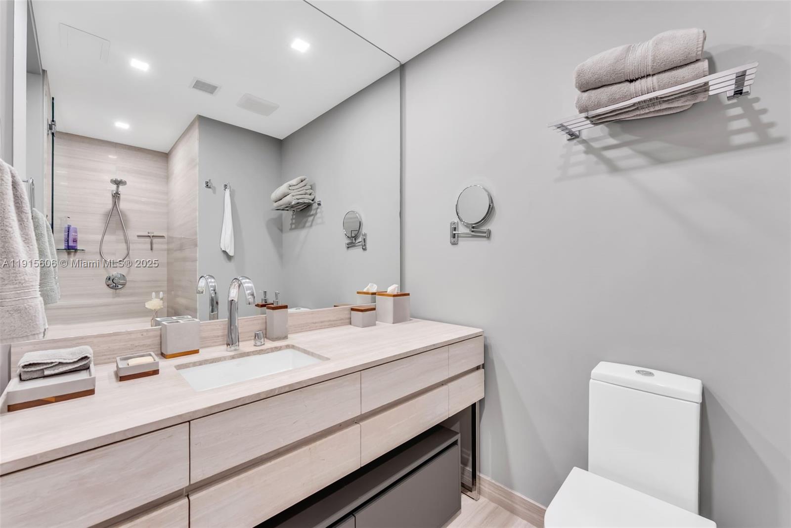 18975 Collins Ave #1002, Sunny Isles Beach FL 33160