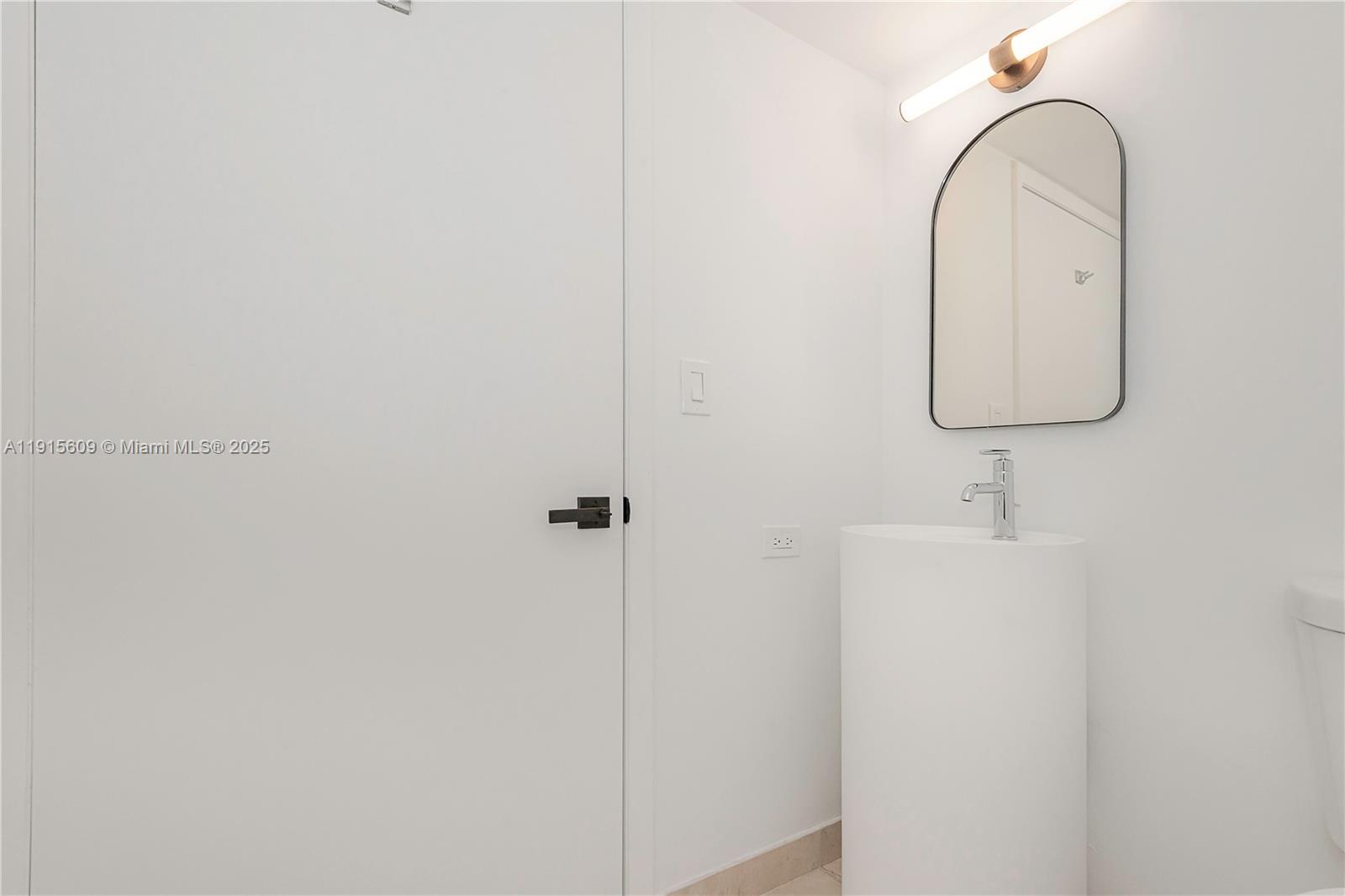 8855 Collins Ave #6E, Surfside FL 33154