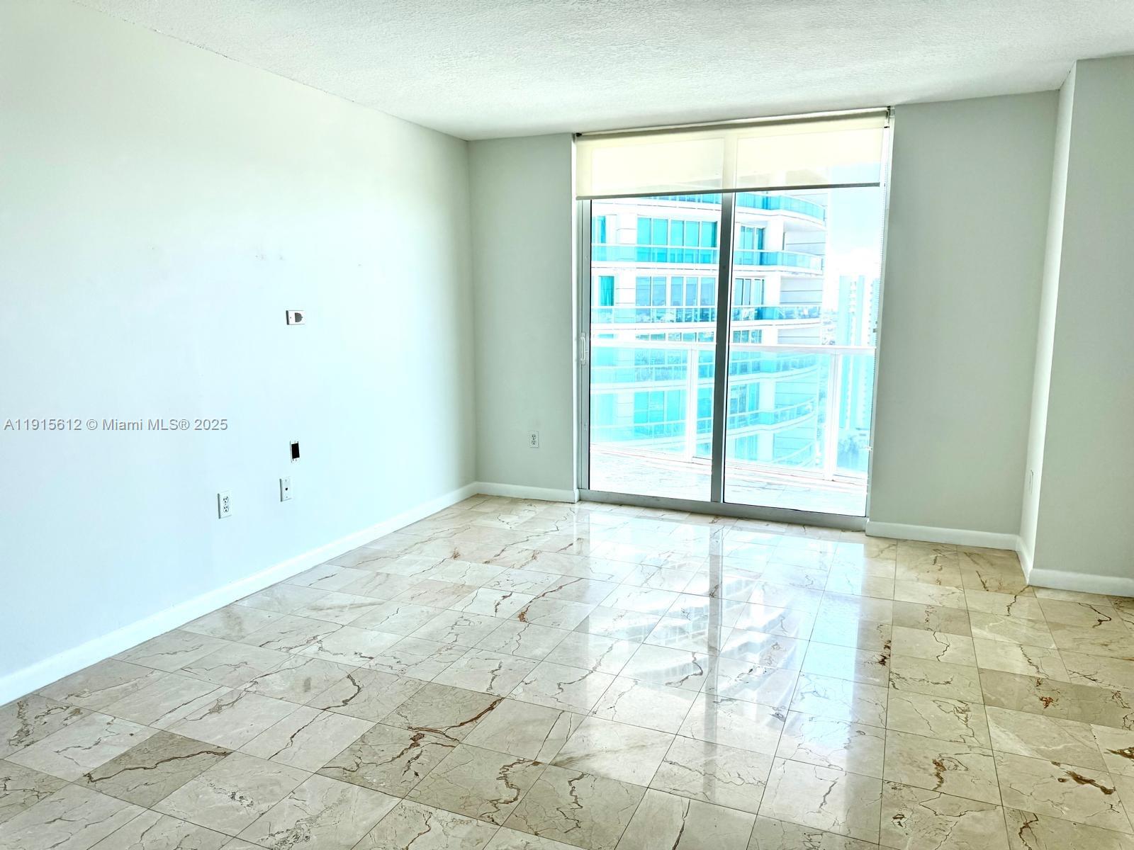 2101 Brickell Ave #2411, Miami FL 33129
