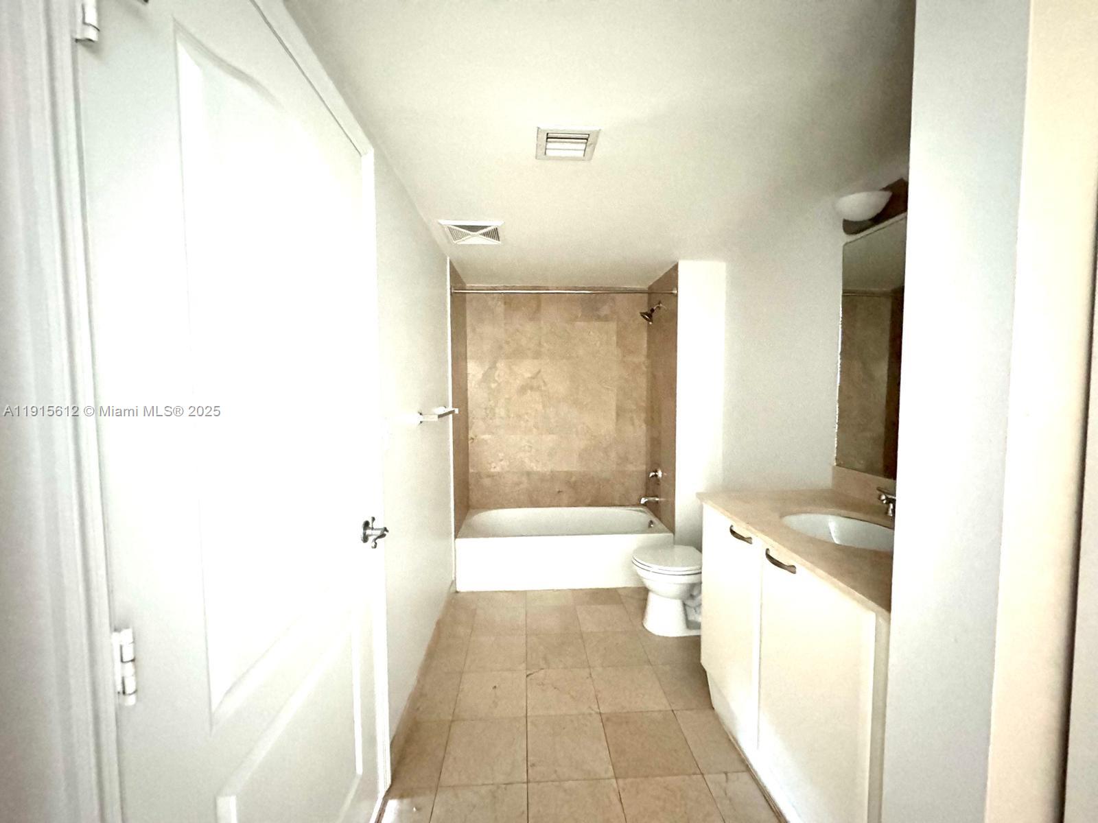 2101 Brickell Ave #2411, Miami FL 33129