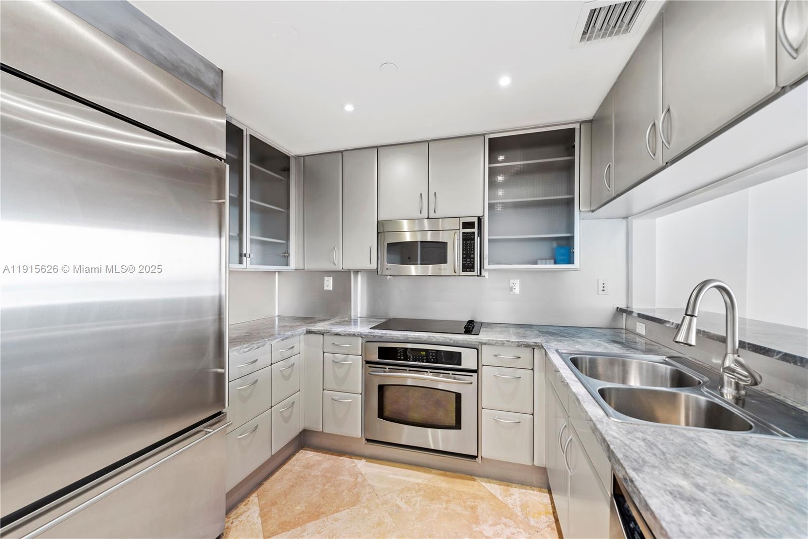 540 West Ave #413, Miami Beach FL 33139