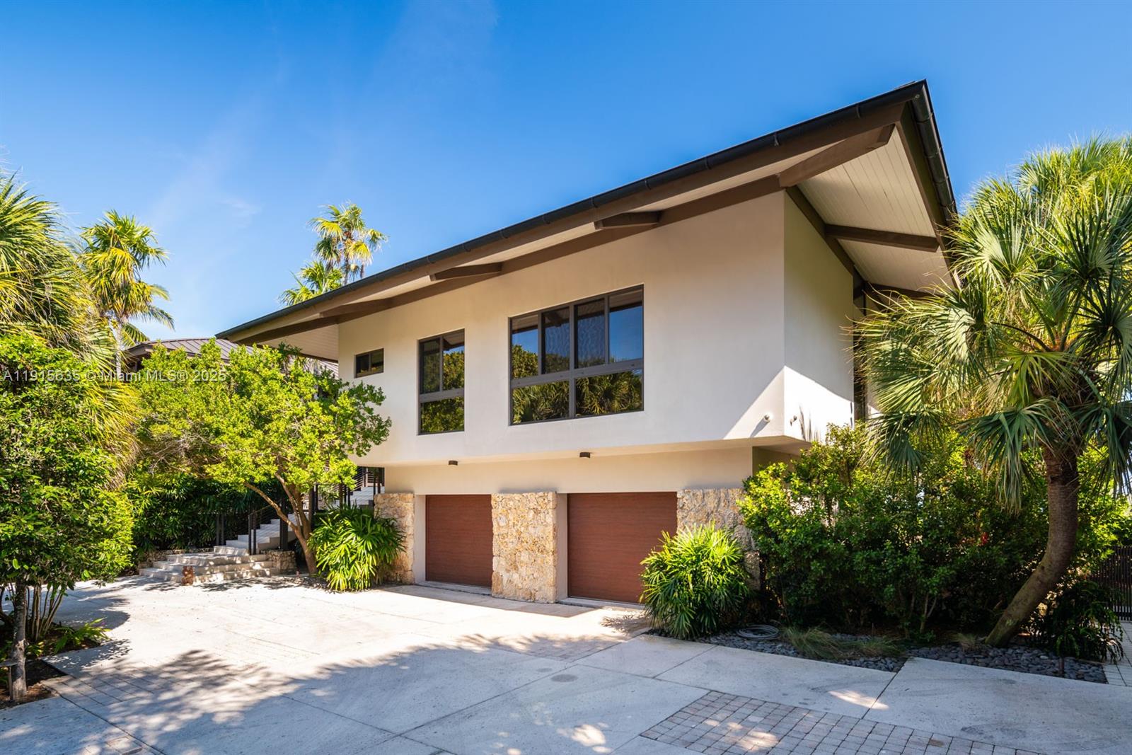 820 San Pedro Ave, Coral Gables FL 33156